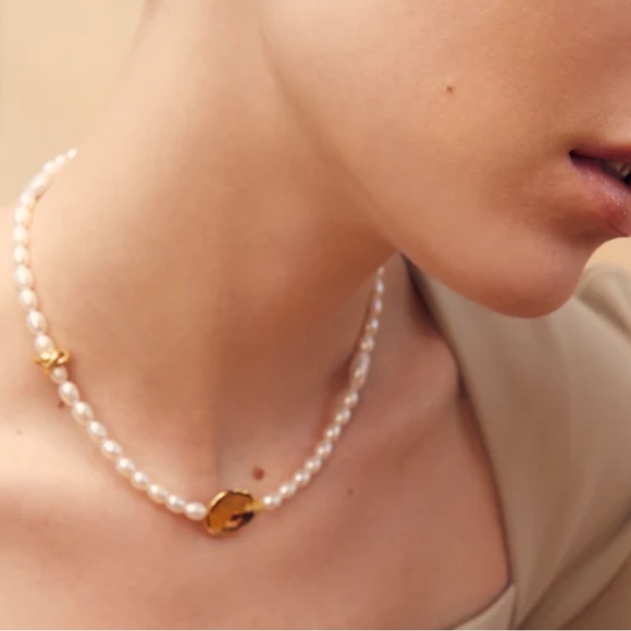 Biko Alouet Pearl Collar - Gold 265$ - Picture 3 of 7